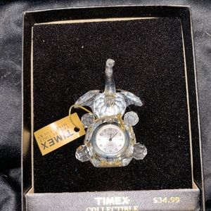 Times mini crystal elephant clock